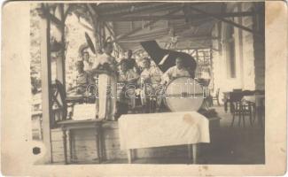 1942 Püspökfürdő, Szentlászlófürdő, Baile 1 Mai (Váradszentmárton, Sanmartin); Monya Béla (?) jazz zenekara / jazz music band. photo (fl)