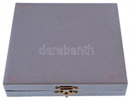 Kiss Sándor (1925-1999) 1974. "Hortobágyi Nemzetközi Lovasnapok 1974" Br plakett dísztokba...