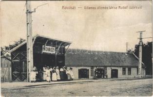 Kovászi, Kovaszinc, Covasint; Villamos állomás Weisz Rudolf üzletével / tram station, shop of Weisz (gyűrődés / crease)