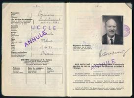 1974 Belga útlevél, amerikai, finn, spanyol stb. bélyegzéssel, okmánybélyeggel