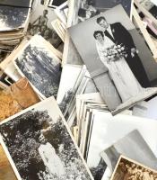 cca 1920-1980 Zacskónyi vegyes fotó tétel, emberek, városok, életképek, itthon és külföldön, vegyes ...