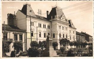1940 Székelyudvarhely, Odorheiu Secuiesc; megyeház / county hall. Foto Kováts 86. photo + Porto