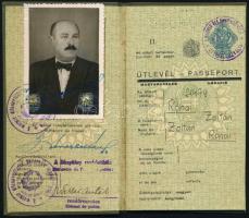 1947 Magyar Királyság útlevél keményfedeles, Magyar Köztársaság címkével felülragasztva. egy két oldal eltolódott vágással