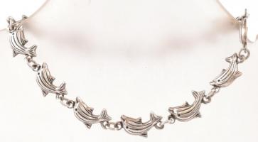 Ezüst(Ag) delfines karkötő, jelzett, h: 19,5 cm, nettó: 11,3 g