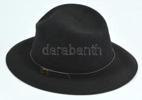 Canda fekete férfi kalap, 19×16 cm