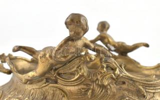 Asztalközép. Réz, puttós díszítéssel, üvegbetét nélkül. 32x22 cm