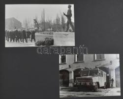 Vegyes úttörő tétel, közte albumok fotókkal (~12 db), pénztárkönyv, fotók, csapatkrónika, stb