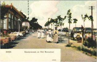 Bansin (Heringsdorf), Strandpromenade am Hotel Meeresstrand / beach promenade, restaurant, shop. Reinicke & Rubin