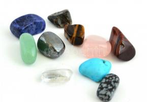 Kis ásvány tétel, 10 db, kb. 1,5×1 cm