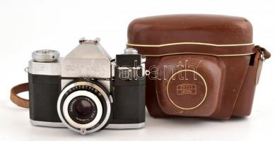 cca 1955 Zeiss Ikon Contaflex II, Pantar 45mm f/2.8 objektívvel, működő fénymérővel, működőképes, szép állapotban, eredeti bőr tokjában / Vintage Zeiss Ikon Contaflex II SLR film camera, in good working condition, with original leather case