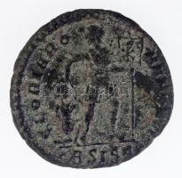 Római Birodalom / Siscia / Valens 364-367. AE3 Br (2,18g) T:2-
Roman Empire / Siscia / Valens 364-3...