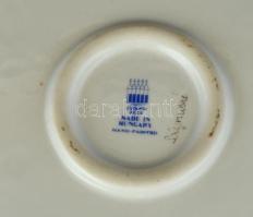 Zsolnay szalonnázó paraszt, kézzel festett, jelzett, egészen apró lepattanással, m: 32 cm