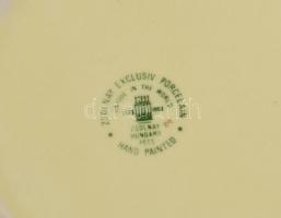 Zsolnay virág mintás tálka. Kézzel festett, jelzett, apró kopásokkal, d: 12 cm