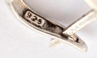 Ezüst(Ag) virágos, köves fülbevalópár, jelzett, h: 2,5 cm, bruttó: 9,08 g