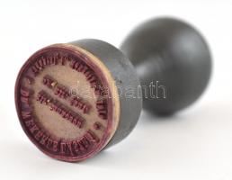 Dr. Wekerle Sándor (1840-1918) m. kir. tanácsos bélyegzője, h: 6,5 cm