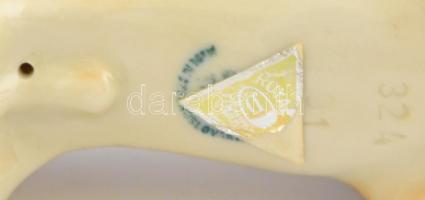 Royal Dux kutya figura. Kézzel festett, jelzett, farkán apró lepattanás. 16 cm