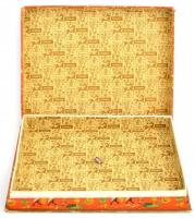 Nagy méretű Szerencsi Csokoládégyár desszertes papírdoboz, enyhén kopottas állapotban, 34x25x6,5 cm