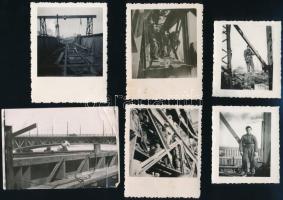 1946 Budapesti hidak újjáépítésekor készült 10 db fotó a munkákról 6x9 cm + hozzá egy korabeli vers ...