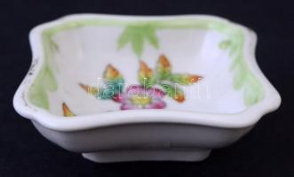 Herendi Viktória mintás kis tálka. kézzel festett, jelzett, hibátlan 5,5x5,5 cm