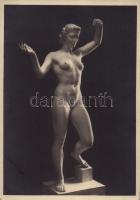 Arno Breker - Anmut / Erotic nude sculpture. Sculptures of the Third Reich. Aufnahme Charlotte Rohrbach (EK)