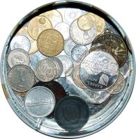 26db váltópénz, magyar és külföldi, régi és új + 3klf plakett, érdemérem T:1,2,3