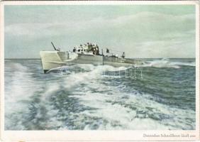 Deutsches Schnellboot läuft aus. PK-Aufn. Kriegsber. C. Berger, Carl Werner / WWII German military fast motorboat (EK)