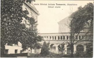 Temesvár, Timisoara; Iskolanővérek Intézete, udvar / nunnery, courtyard