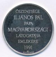 Fülöp Zoltán (1951-) 1991. Őszentsége II. János Pál pápa magyarországi látogatása emlékére 1991 Ag emlékérem dísztokban (15,74g/0.999/42mm) T:1- (PP)