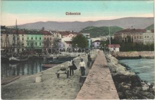 Crikvenica, Cirkvenica; Molo / shore, boats