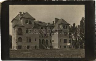 1923 Szerencs, cukorgyár, I. új tisztviselő ház hátulról. Novotny felvétele, photo (EB)