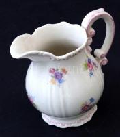 Régebbi Zsolnay kis méretű  kiöntő, matricás, jelzett, apró kopásnyomokkal, m. 9 cm