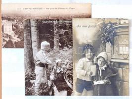 50 db főleg RÉGI képeslap: magyar és külföldi városok és motívumok / 50 mostly pre-1945 postcards: Hungarian and other European town-view postcards and motives