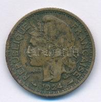 Togo 1924. 1Fr Al-Br T:2-
Togo 1924. 1 Franc Al-Br C:VF
Krause KM#2