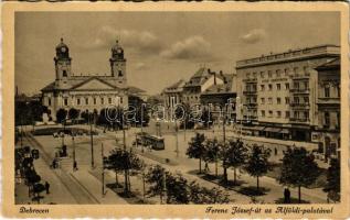 1942 Debrecen, Ferenc József út az Alföldi palotával, Alföldi Takarékpénztár, villamos, templom, automobil, üzletek