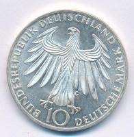 NSZK 1972G 10M Ag "Müncheni Olimpia - térdelő atléták" T:1- (PP) FRG 1972G 10 Mark Ag &quo...