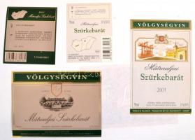 Legalább 1000 darabos magyar boros címke gyűjtemény. Mind különböző, lapokon, szépen rendszerezve.