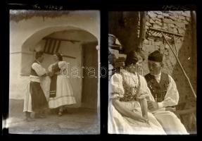 1926 Szany (Sopron megye), udvarlás, 2 db vintage negatív Kerny István (1879-1963) budapesti fotóművész hagyatékából, 9x6 cm