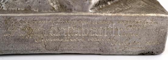 Lenin büszt. Nagy méretű fém szobor. 34 cm