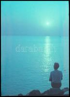 cca 1943 Balaton, 9 db vintage színes diapozitív felvétel Kerny István (1879-1963) budapesti fotóművész hagyatékából, 24x36 mm és 18x24 mm