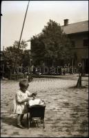 cca 1945 előtt készült vegyes témájú felvételek tétele, 145 db vintage NEGATÍV, 6x9 cm