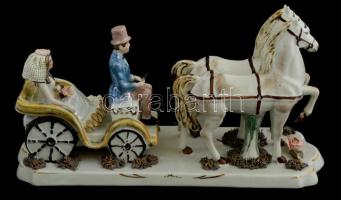 Alba Julia porcelán menyasszonyi kocsi, kézzel festett, jelzett, kopásokkal, 17,5x32 cm