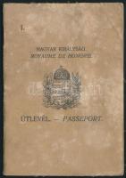 1930 Útlevél kissé foltos borítóval