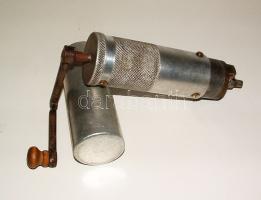 Hordozható fém úti daráló