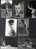 cca 1975 A fiatalság szépsége, Marinkay István (1920-?) veszprémi fotóművész hagyatékából 13 db vint...