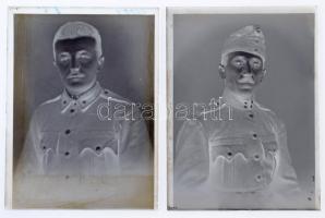 cca 1948 előtt készült felvételek katonákról, a kiskunfélegyházi Marika-fotó műteremben, 17 db vinta...