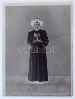 cca 1948 előtt készült felvételek polgári személyekről, a kiskunfélegyházi Marika-fotó műteremben, 1...