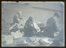 cca 1935 Kinszki Imre (1901-1945) budapesti fotóművész hagyatékából 14 db vintage üveglemez NEGATÍV,...