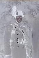 cca 1944 Csendőr menetfelszerelésben, a kiskunfélegyházi Marika-fotó műteremben, 1 db vintage üvegle...