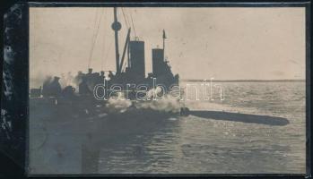 1917 Torpedó kilövésének pillanata tengeralattjáróról / U-boat launching a torpedo 9x14 cm
