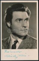 Sárdy János (1907-1969) magyar operaénekes (tenor) aláírása az őt ábrázoló fotón